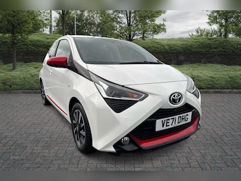 2022 (71) - 1.0 VVT-i X-Trend TSS 5dr