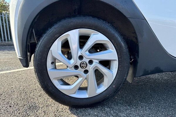 Used Toyota Aygo X 2022 for sale - 75659589: Photo 18