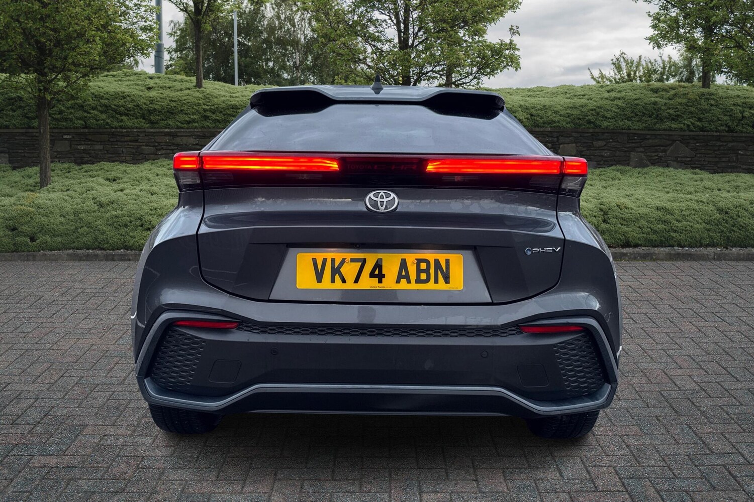 Used Toyota C-HR 2024 for sale - 76937252: Photo 19