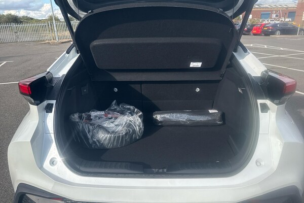 Used Toyota C-HR 2024 for sale - 75721550: Photo 14