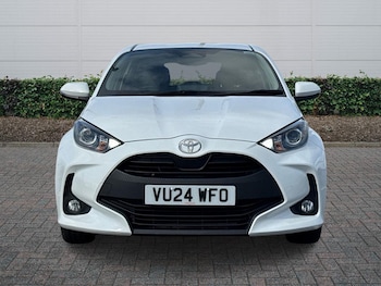 Used Toyota Yaris 2024 for sale - 77725217: Photo