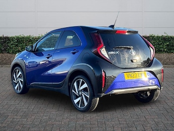 Used Toyota Aygo X 2023 for sale - 76647396: Photo