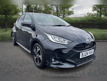 Used Toyota Yaris 2024 for sale - 75814119: Photo