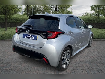 Used Toyota Yaris 2023 for sale - 76025868: Photo