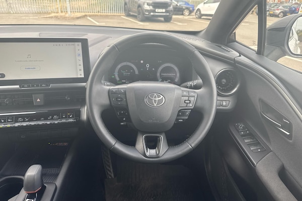 Used Toyota C-HR 2024 for sale - 75659617: Photo 6