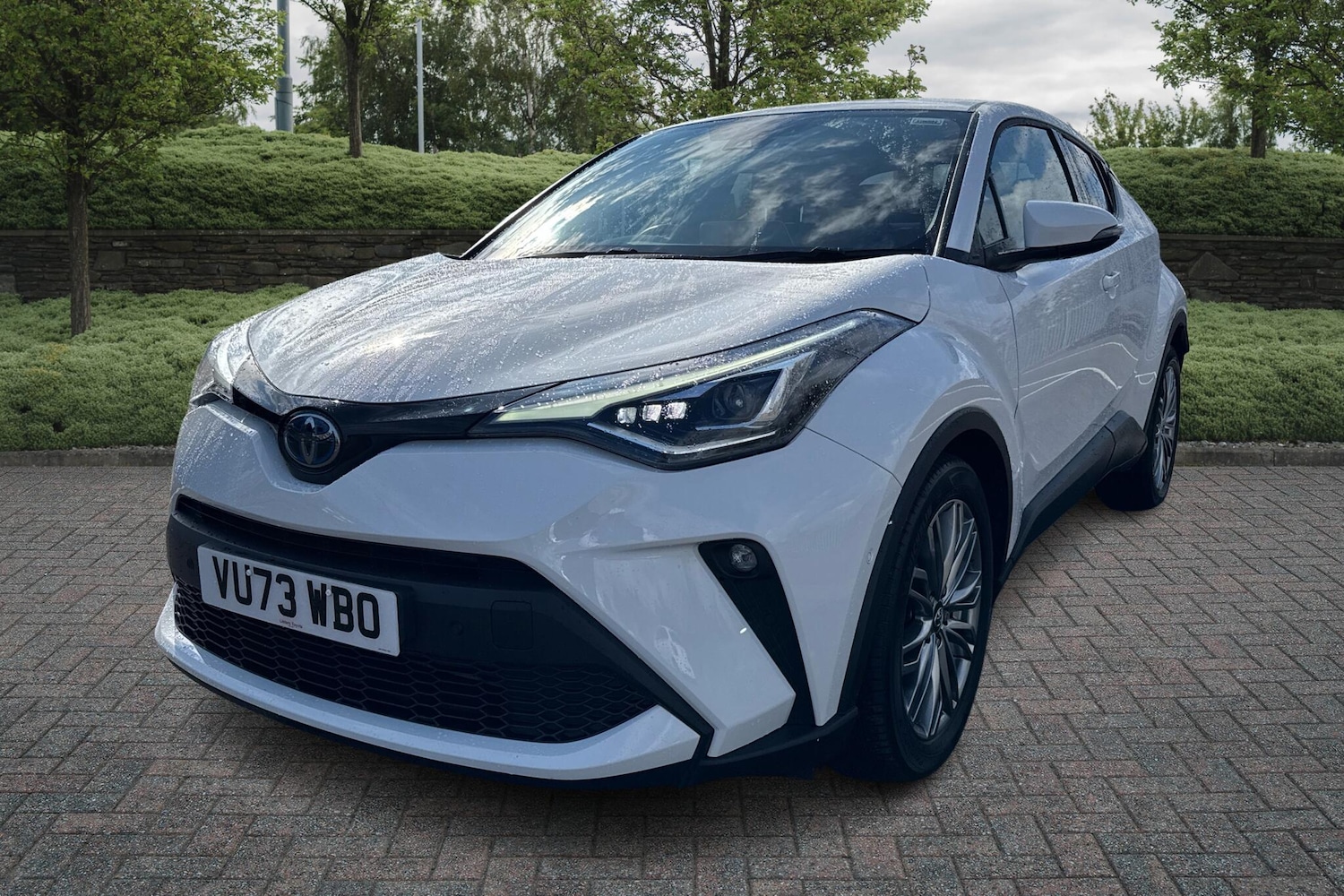 Used Toyota C-HR 2023 for sale - 76730677: Photo 3