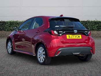 Used Toyota Yaris 2021 for sale - 79050747: Photo