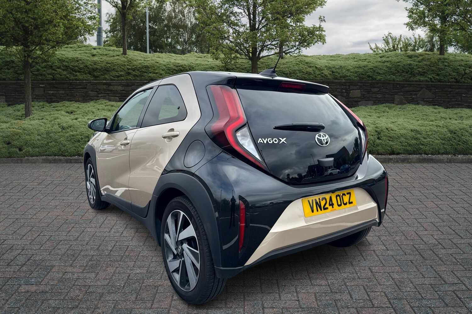 Used Toyota Aygo X 2024 for sale - 75733612: Photo 4