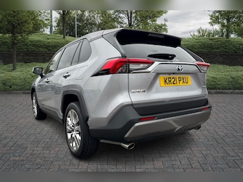 Used Toyota RAV4 2021 for sale - 76073821: Photo 4