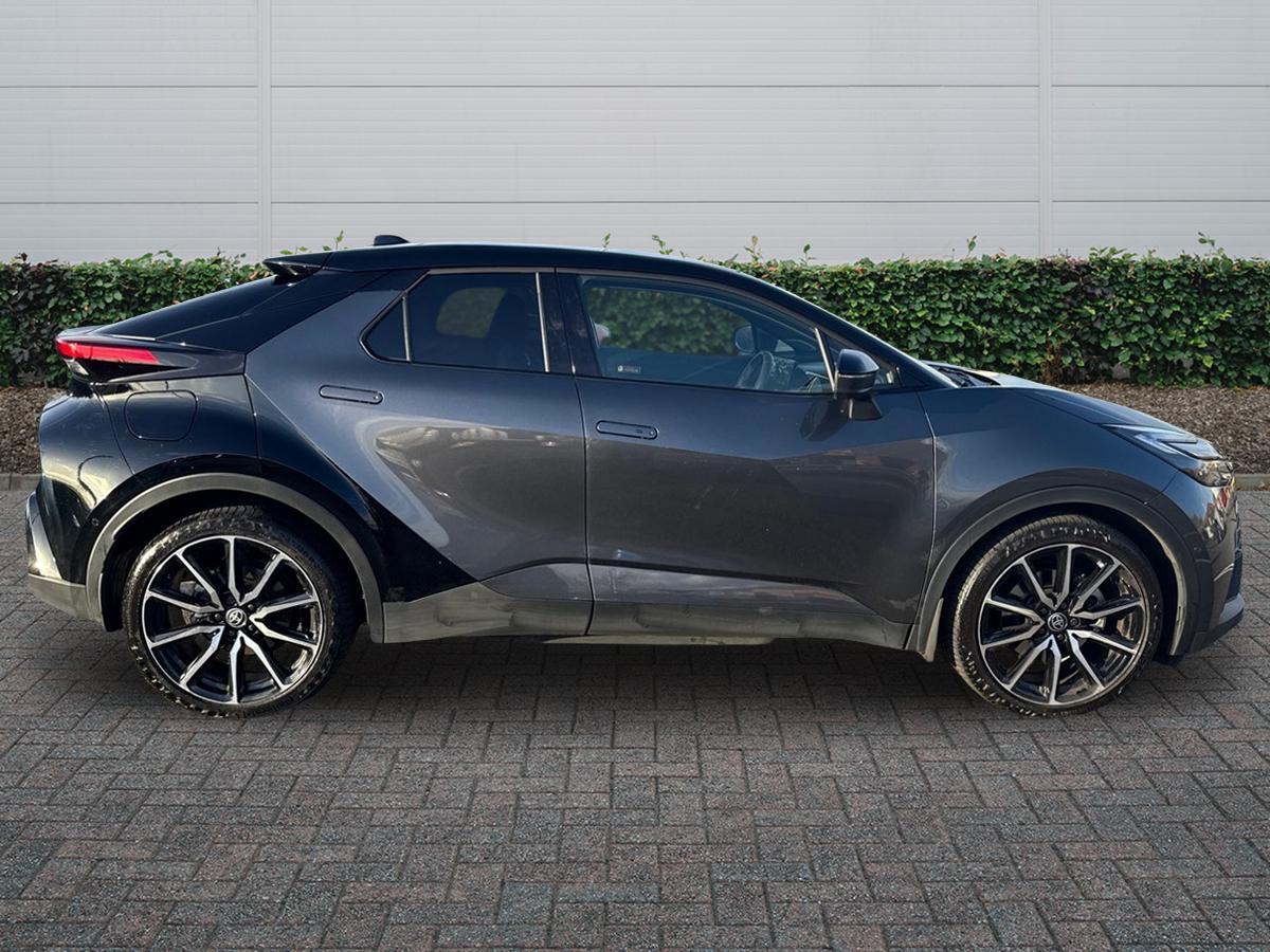 Used Toyota C-HR 2025 for sale - 77176902: Photo 5