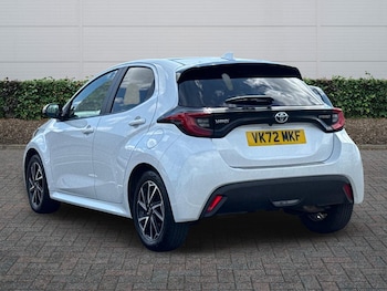 Used Toyota Yaris 2022 for sale - 78336200: Photo