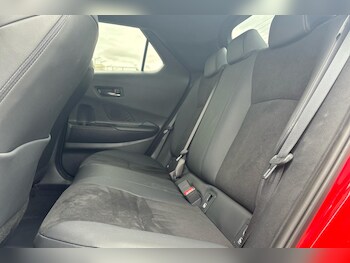 Used Toyota C-HR 2024 for sale - 75389090: Photo