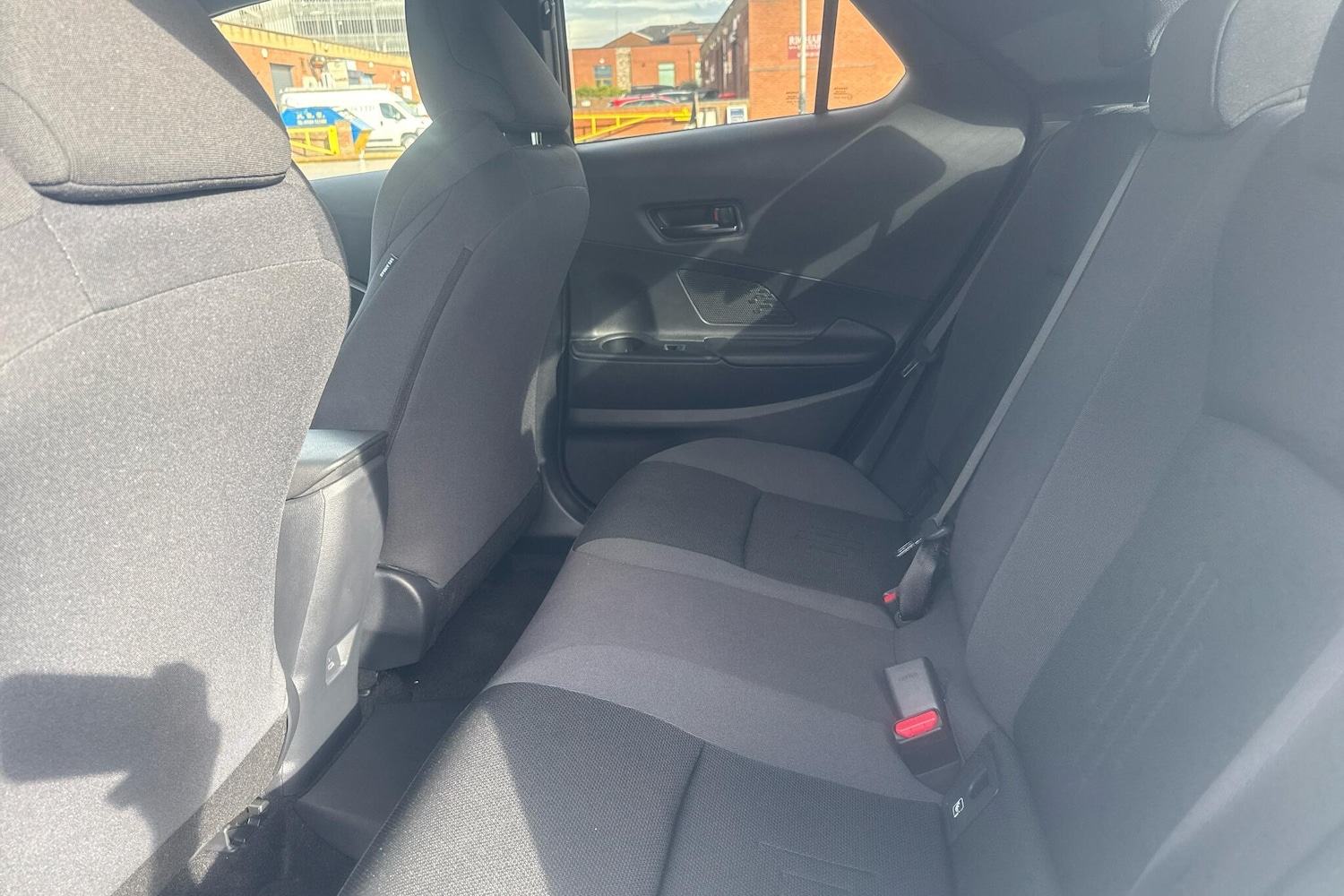 Used Toyota C-HR 2024 for sale - 76647380: Photo 12