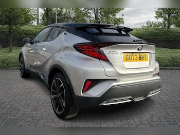 Used Toyota C-HR 2023 for sale - 76458672: Photo
