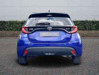 Used Toyota Yaris 2024 for sale - 79063560: Photo