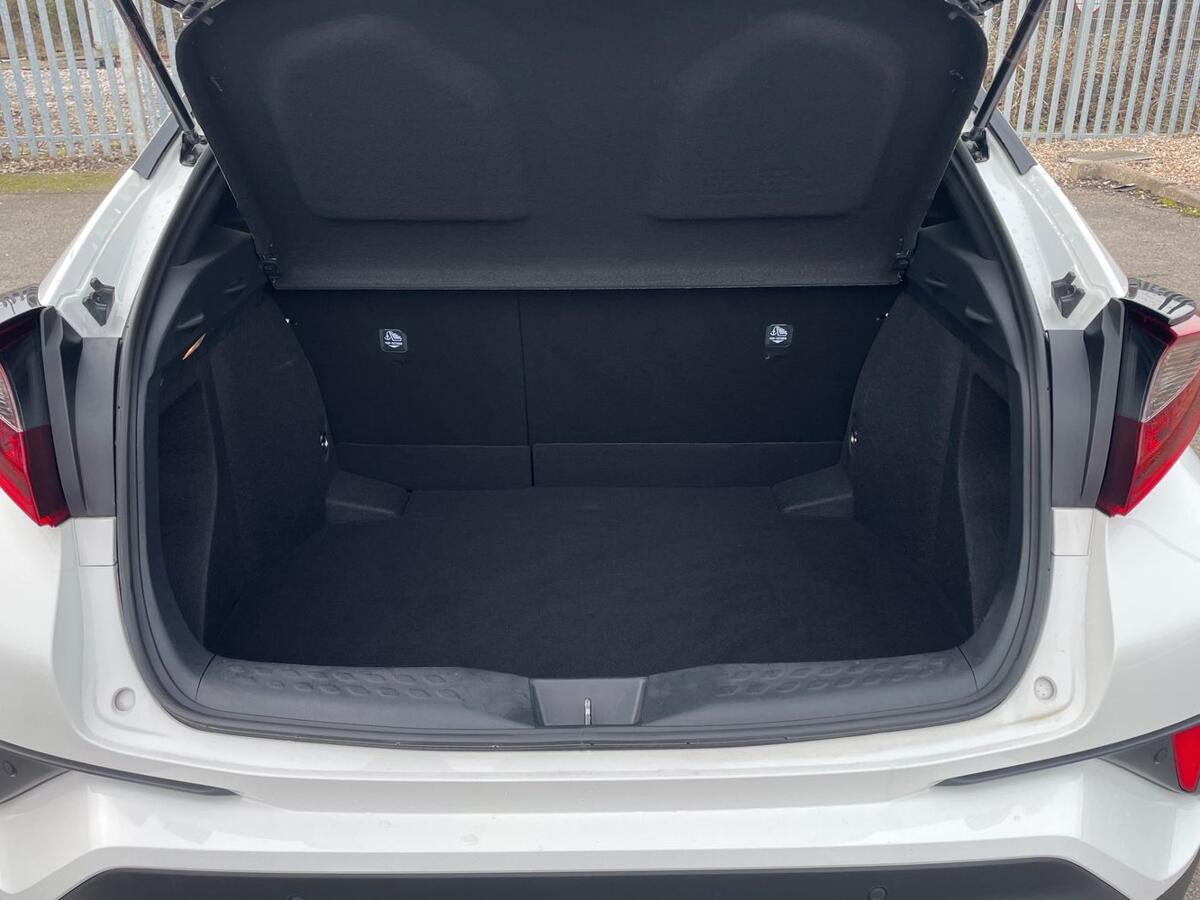 Used Toyota C-HR 2022 for sale - 77551539: Photo 10