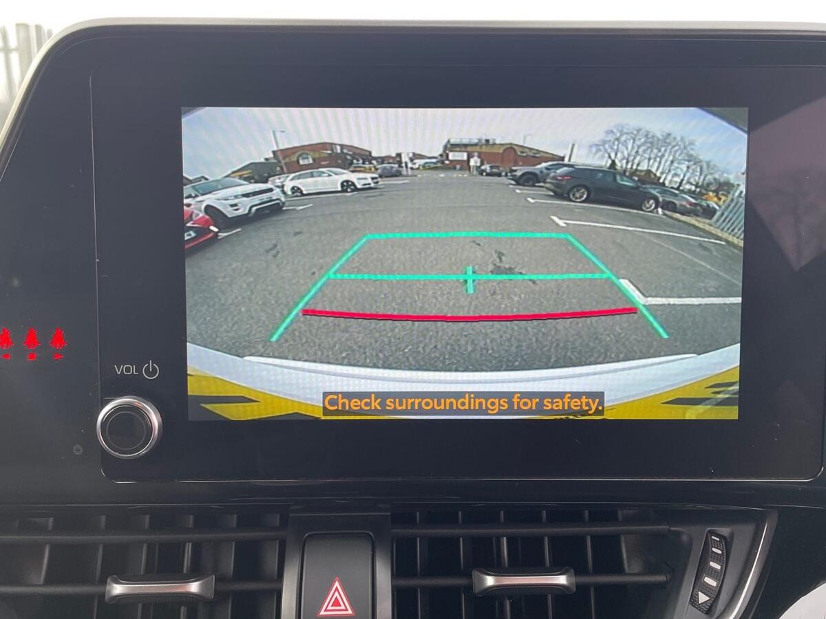 Used Toyota C-HR 2022 for sale - 77551539: Photo 11