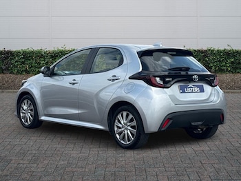 Used Toyota Yaris 2023 for sale - 79472786: Photo