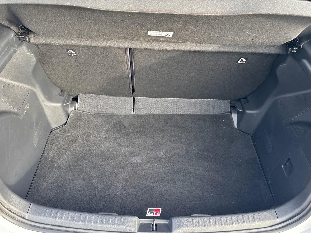 Used Toyota Yaris 2023 for sale - 77254429: Photo 10