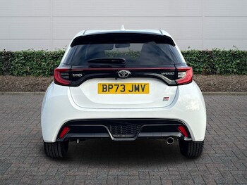 Used Toyota Yaris 2023 for sale - 77254429: Photo