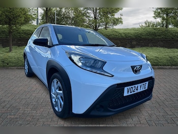 2024 (24) - 1.0 VVT-i Pure 5dr