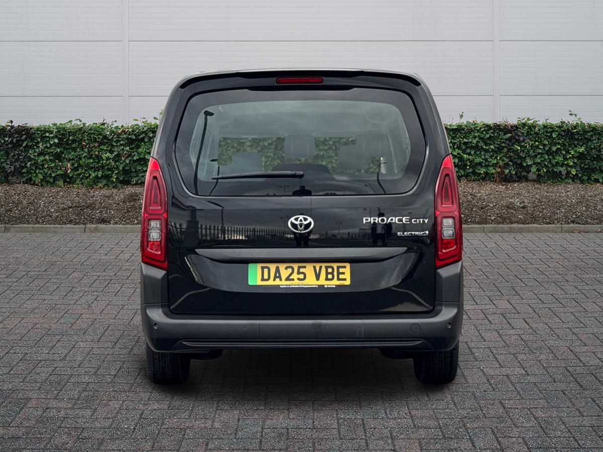 Used Toyota PROACE CITY Verso 2025 for sale - 78036196: Photo 4