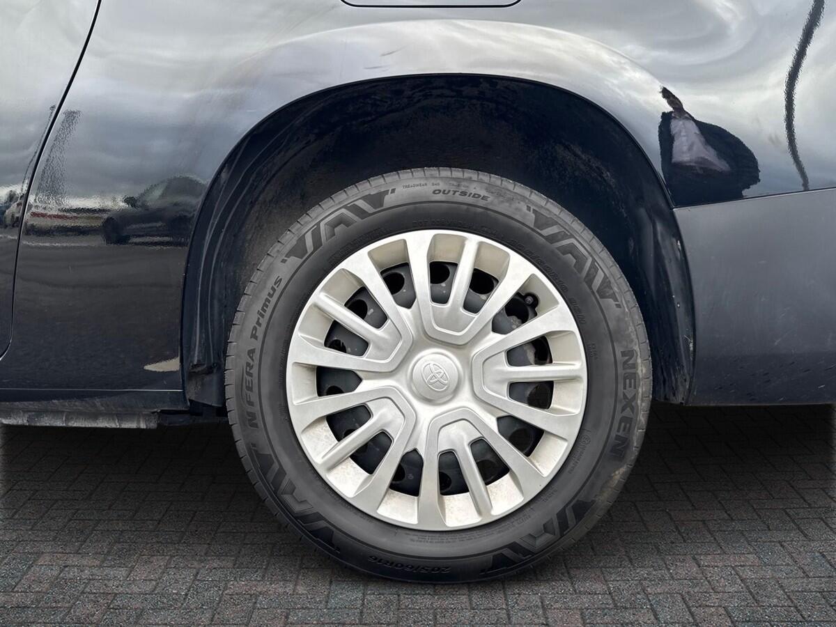 Used Toyota PROACE CITY Verso 2025 for sale - 78036196: Photo 6