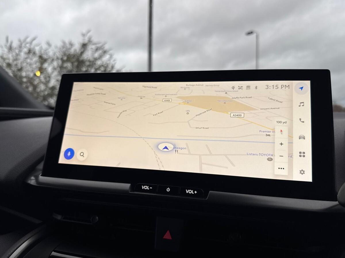 Used Toyota C-HR 2024 for sale - 76800410: Photo 11