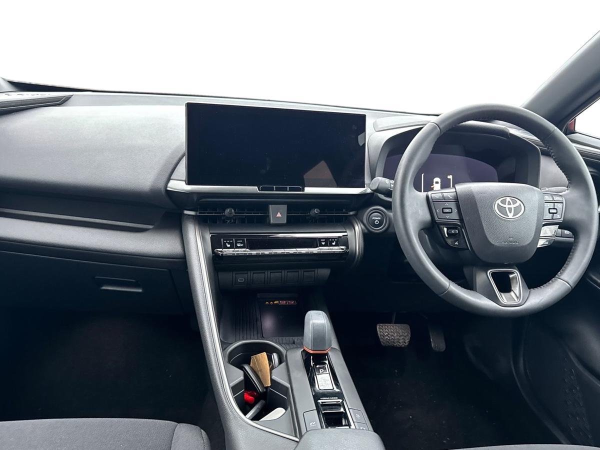 Used Toyota C-HR 2024 for sale - 76800410: Photo 8