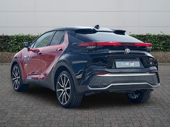 Used Toyota C-HR 2026 for sale - 79077215: Photo