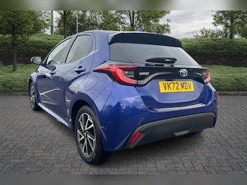 Used Toyota Yaris 2022 for sale - 76359803: Photo