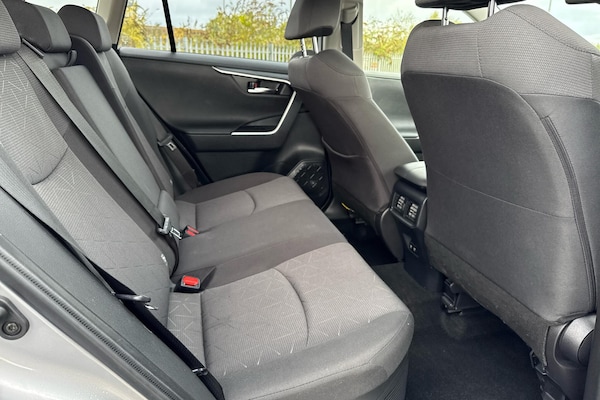 Used Toyota RAV4 2021 for sale - 76285438: Photo 13