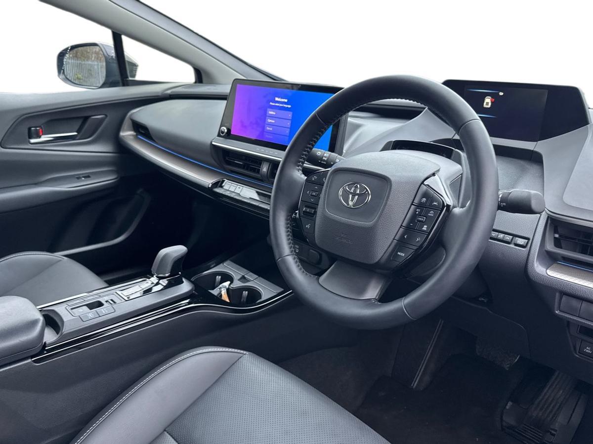 Used Toyota Prius 2024 for sale - 76716789: Photo 12