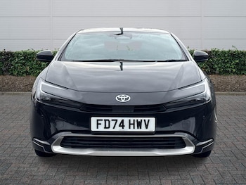 Used Toyota Prius 2024 for sale - 76716789: Photo