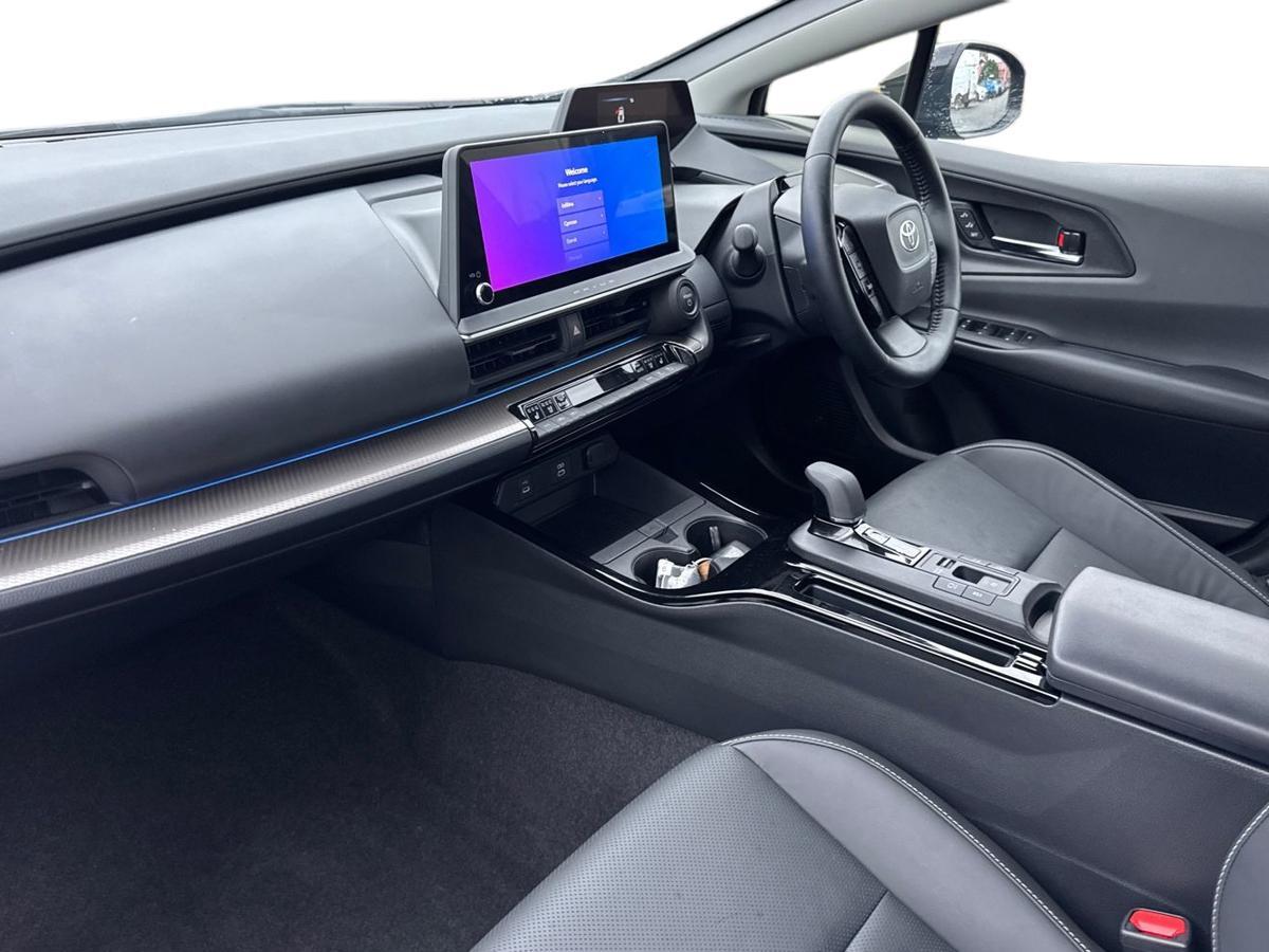 Used Toyota Prius 2024 for sale - 76716789: Photo 7