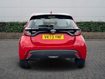 Used Toyota Yaris 2023 for sale - 76647341: Photo