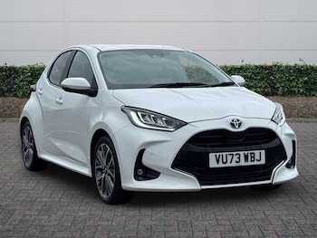 Used Toyota Yaris 2023 for sale - 77725323: Photo