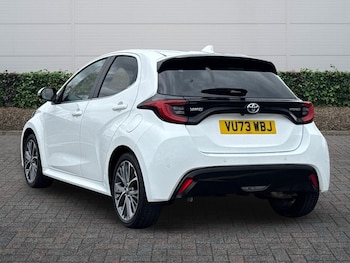 Used Toyota Yaris 2023 for sale - 77725323: Photo