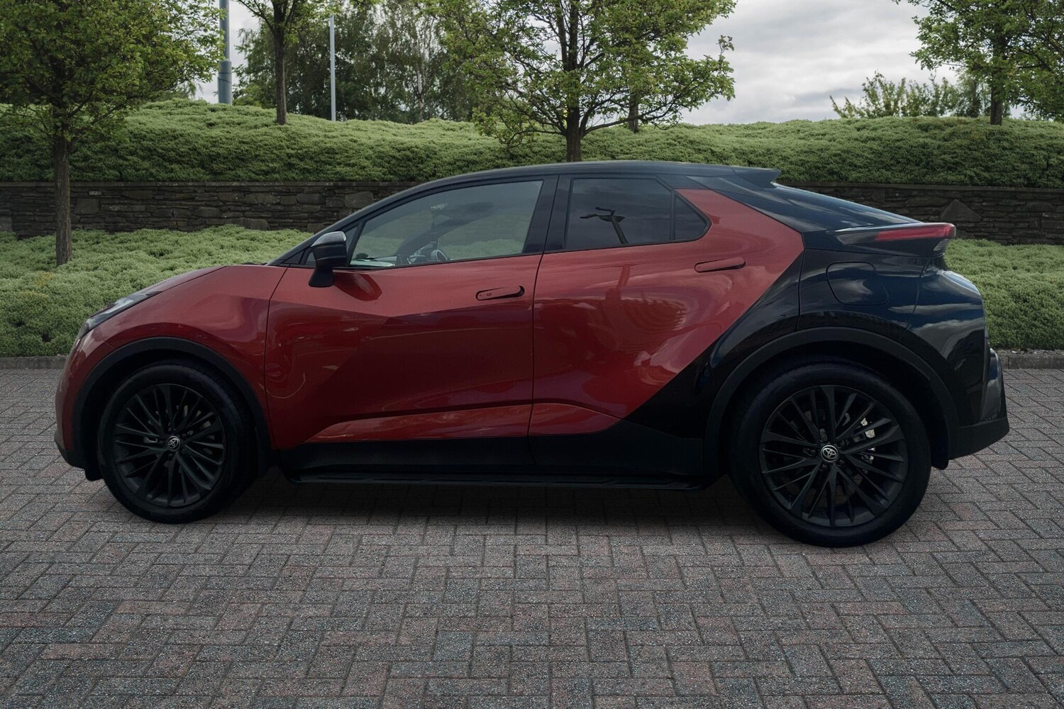 Used Toyota C-HR 2025 for sale - 77599818: Photo 17