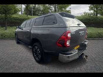 Used Toyota Hilux 2020 for sale - 75052485: Photo