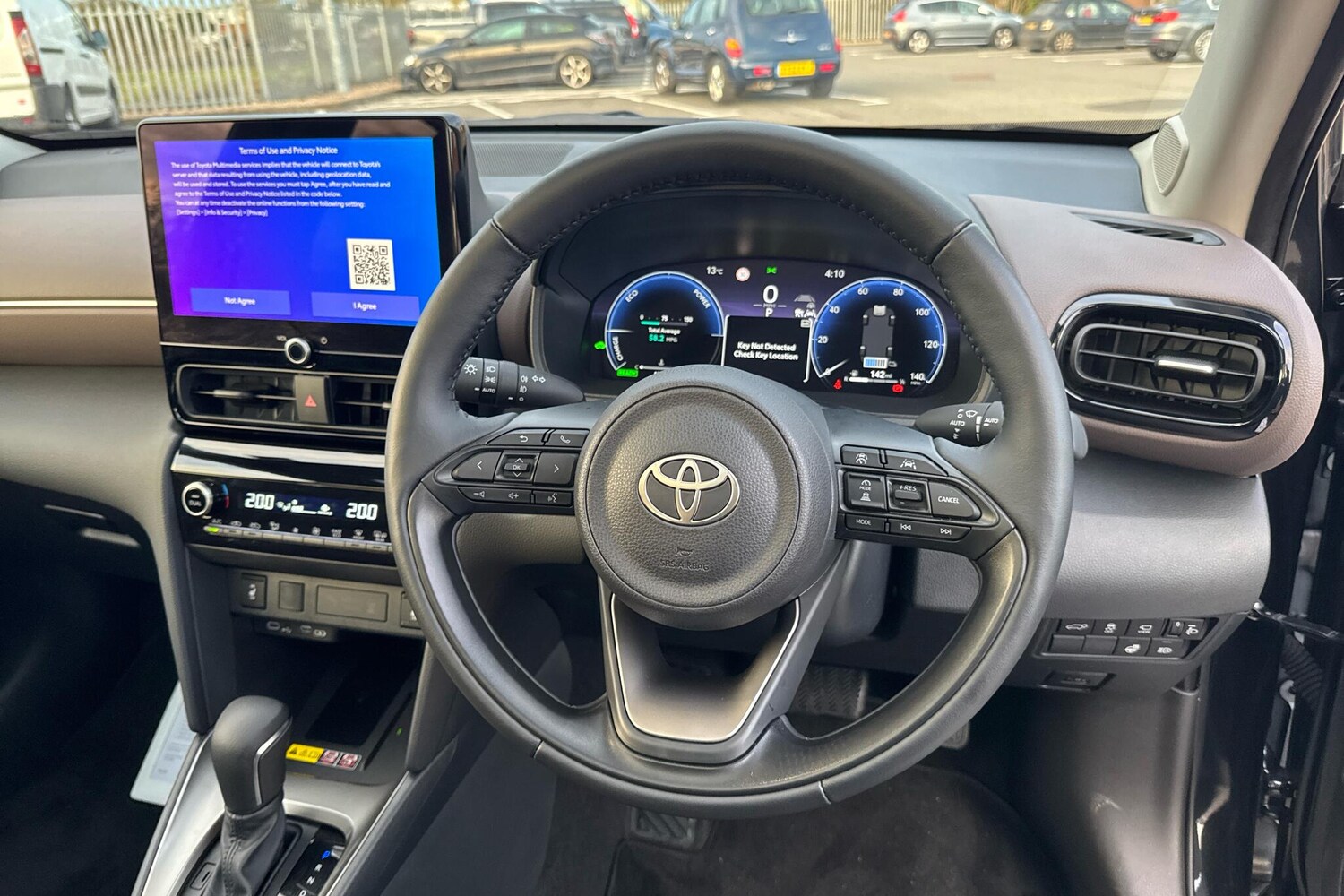 Used Toyota Yaris 2024 for sale - 76635386: Photo 6