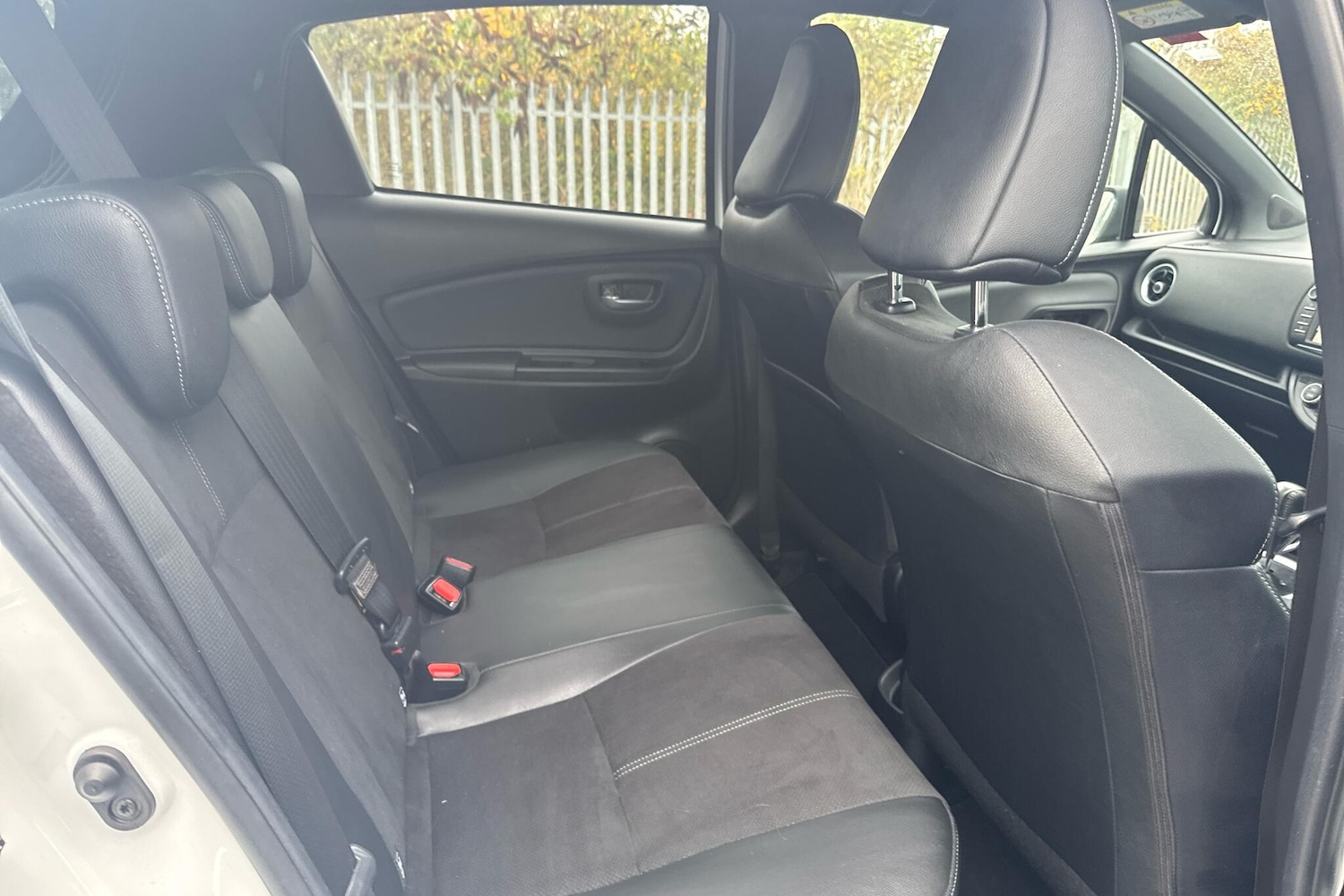 Used Toyota Yaris 2019 for sale - 76609256: Photo 13