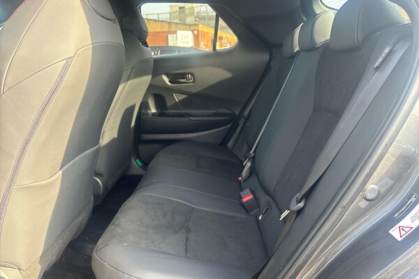 Used Toyota C-HR 2024 for sale - 75659596: Photo 12