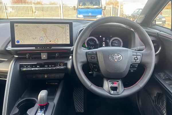 Used Toyota C-HR 2024 for sale - 75659596: Photo 5