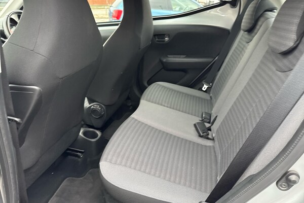 Used Toyota AYGO 2019 for sale - 76073799: Photo 12