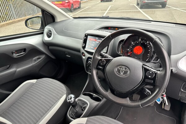 Used Toyota AYGO 2019 for sale - 76073799: Photo 5