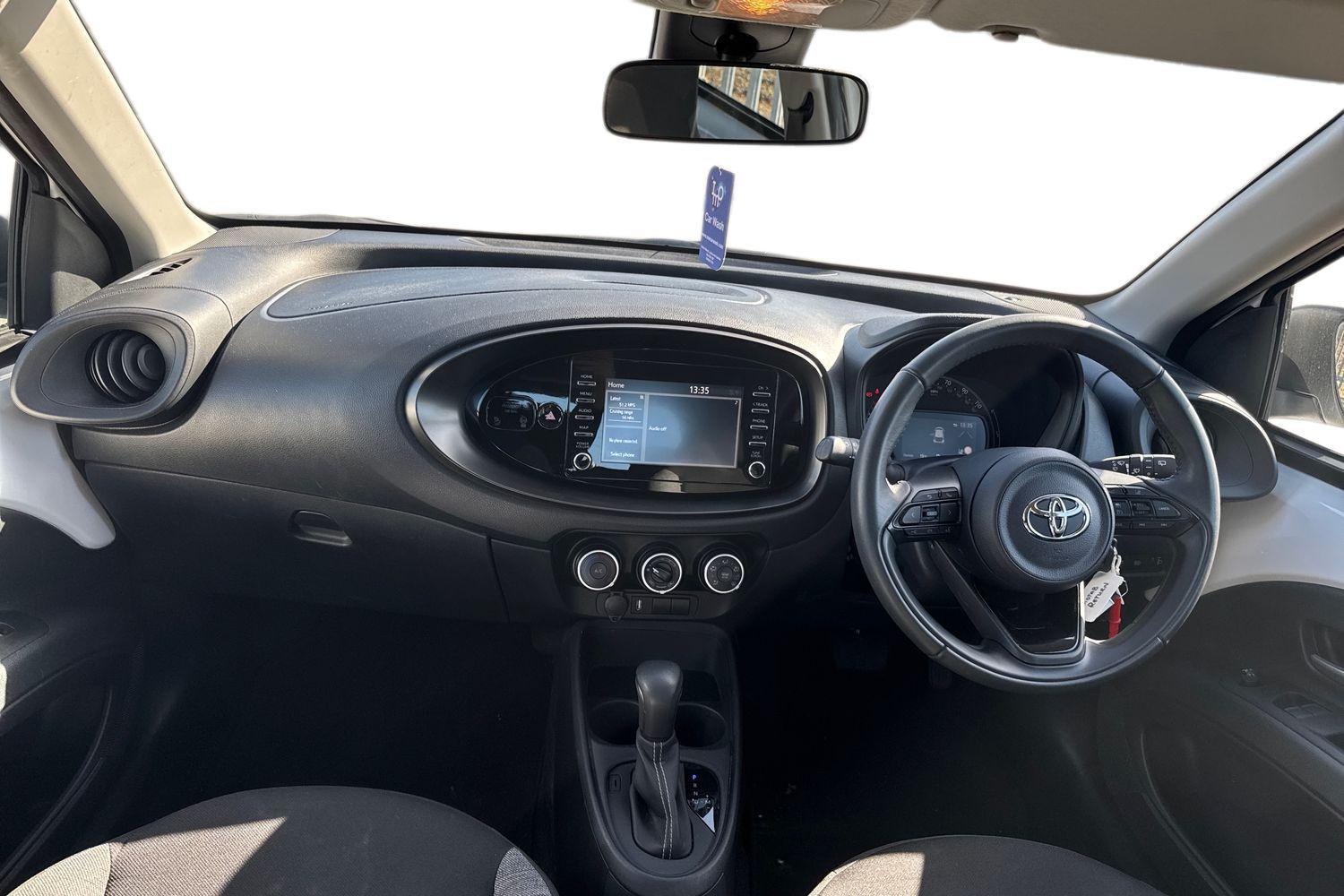 Used Toyota Aygo X 2023 for sale - 77926923: Photo 8