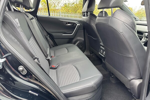 Used Toyota RAV4 2022 for sale - 76073812: Photo 13