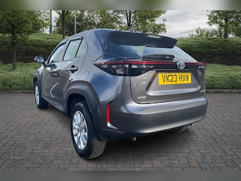 Used Toyota Yaris 2023 for sale - 76359757: Photo