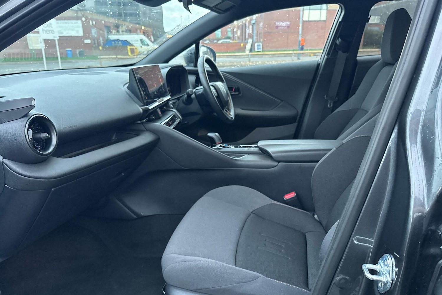 Used Toyota C-HR 2024 for sale - 76539583: Photo 10